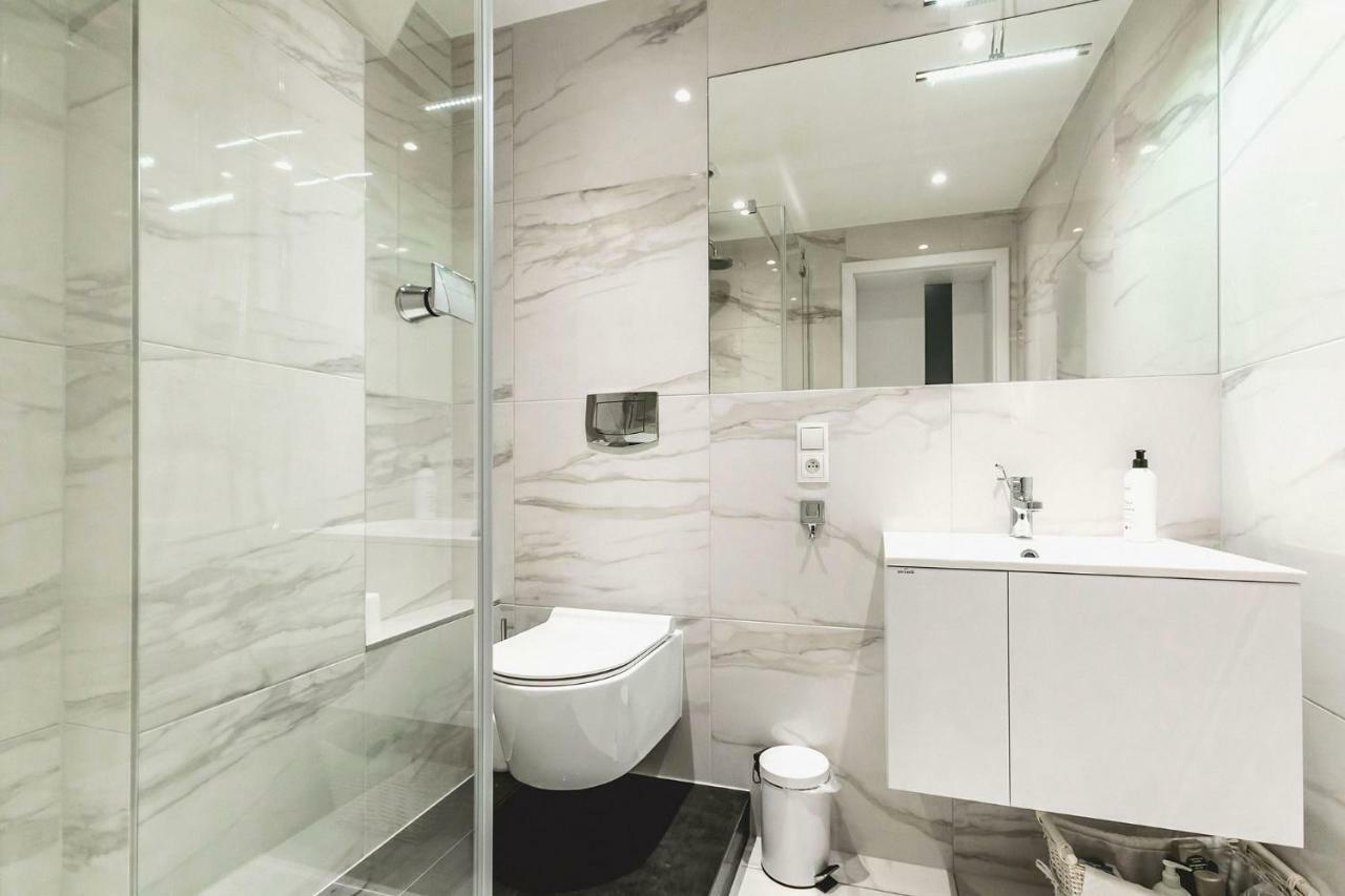 Artist Apartament Люблин Экстерьер фото