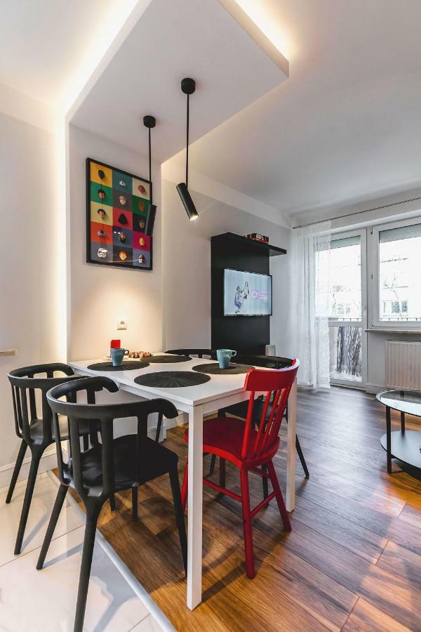 Artist Apartament Люблин Экстерьер фото