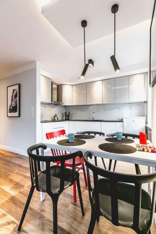 Artist Apartament Люблин Экстерьер фото